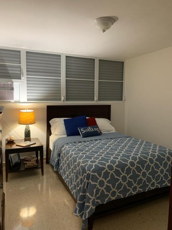 Oceanview Apartment Steps To The Beach Лукильо Екстериор снимка