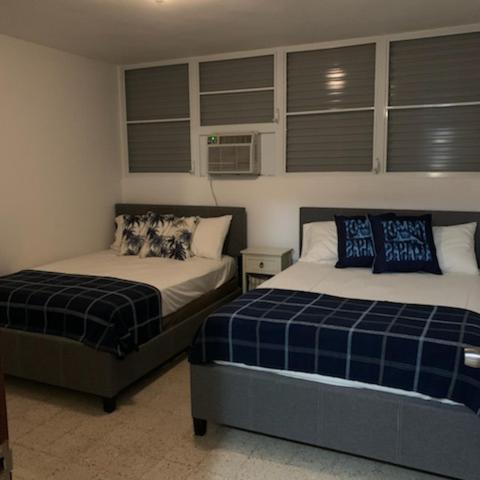 Oceanview Apartment Steps To The Beach Лукильо Екстериор снимка